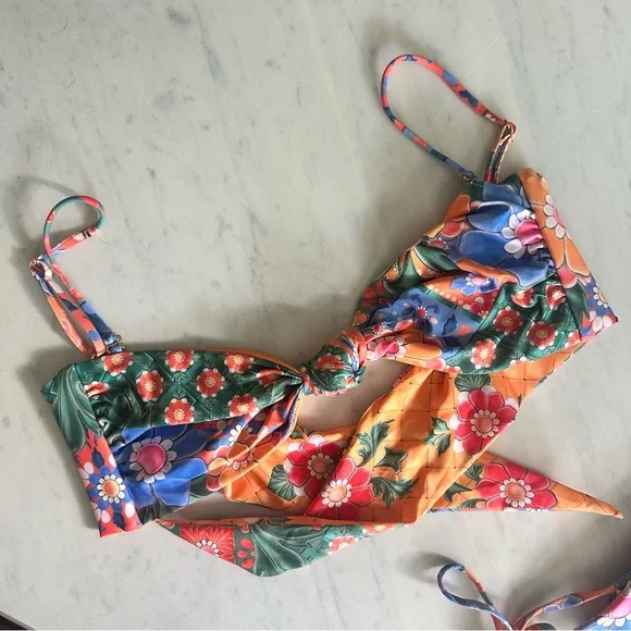 Agua Bendita Reversible Glenda and Lucille bikini Tile print - Picture 4 of 9